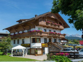 Отель Pension Edelweiss, Зеефельд